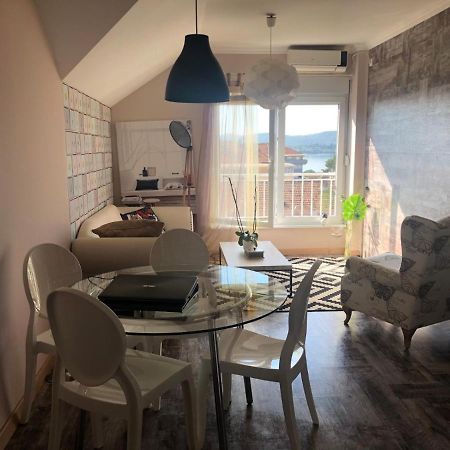 Gala Apartment Tivat Eksteriør billede