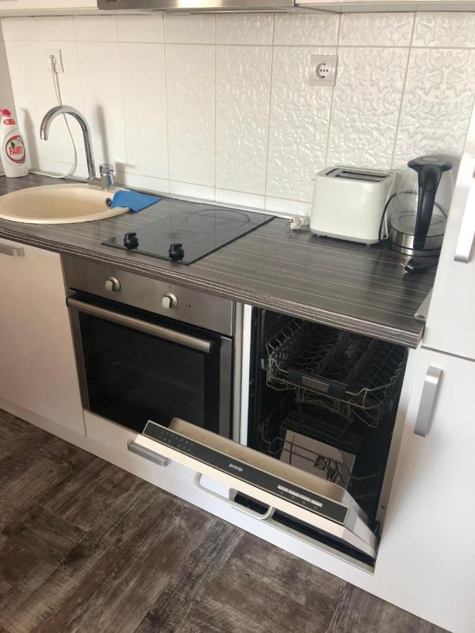 Gala Apartment Tivat Eksteriør billede