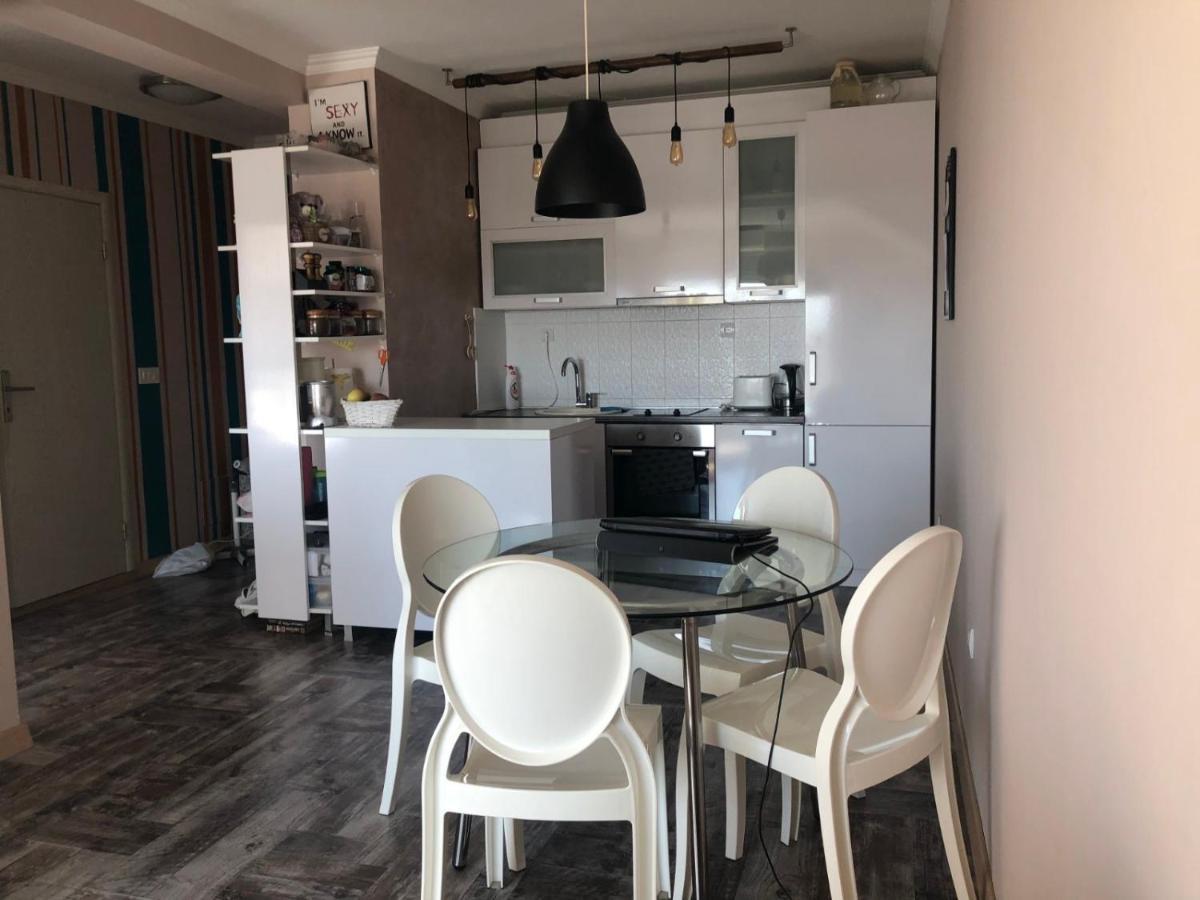 Gala Apartment Tivat Eksteriør billede